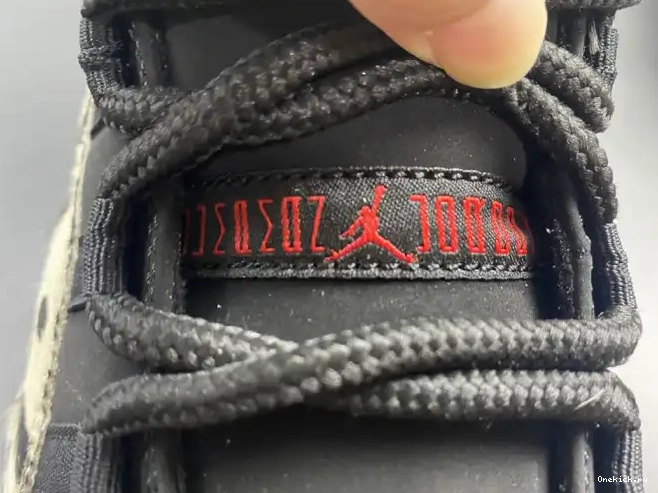 One Kick ANIMAL AIR JORDAN 11 INSTINCT AR0715-010 0531